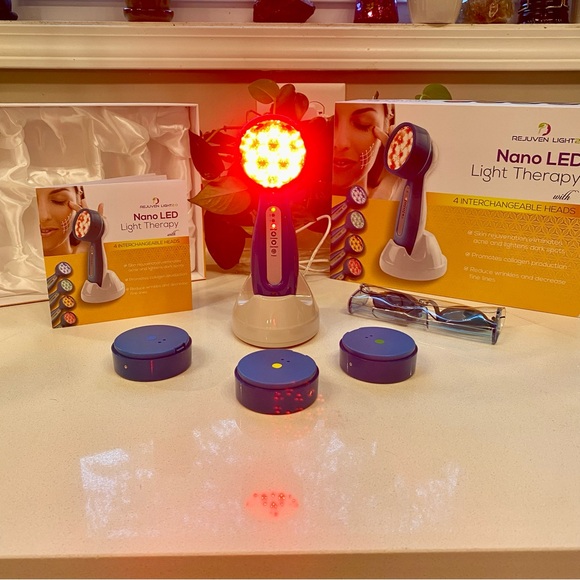 Rejuven Light 2.0 LED Handheld Pulsed LED - Picture 4 of 11